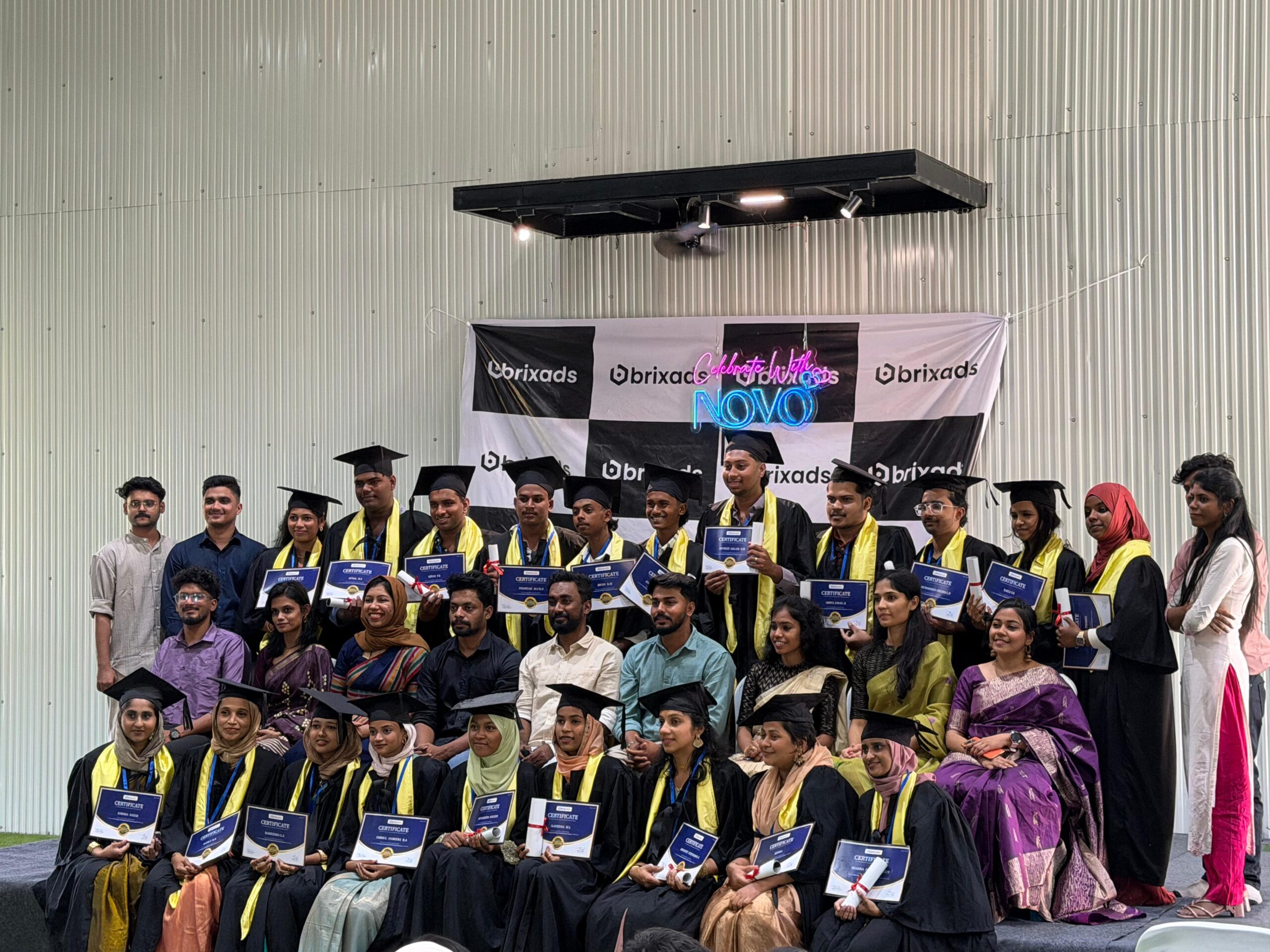 Image gallery marquee